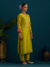 Lime Green paisley yoke kurta and pant set