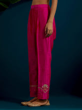 Fuchsia round hem kurta with back motif and pant set