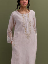 Pink Mul Chanderi high low Kurta and pant set