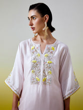 Kaftan style kurta with pant
