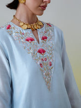 Notched neck kurta with pant