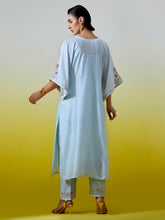 Kaftan style kurta with pant