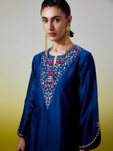 Notched neck kurta