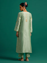 Green V neck kurta