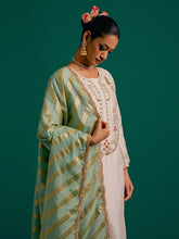 Pink hand embroidered silk chanderi kurta set  with  green chanderi dupatta