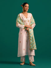 Pink V neck kurta