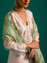 Pink V neck hand embroidered silk chanderi kurta set with green chanderi dupatta