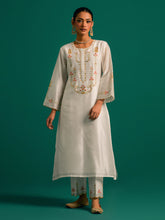 Off White embroidered yoke kurta