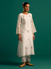 Off White all over motifs kurta