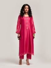 Embroidered  kurta with scalloped hem and pant