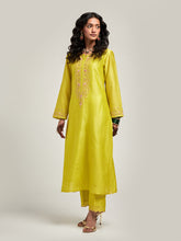 Embroidered kurta with placket and pant