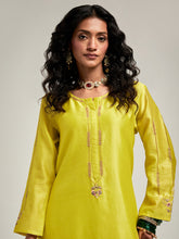 Embroidered  kurta with scalloped hem and pant