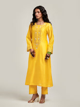 Embroidered kurta with placket and pant