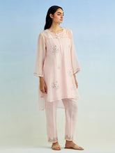 Pink high low kurta with pant and dupatta