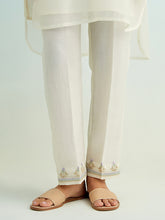 Ivory high low kurta with pant and dupatta