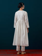 Embroidered yoke with gathers kurta