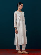 All over motifs yoke kurta with pant
