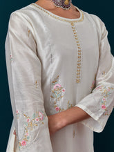 All over motifs yoke kurta with pant