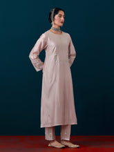 All over motifs yoke kurta