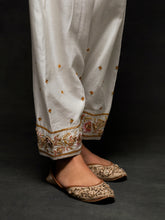 Off White embroidered short kurta set