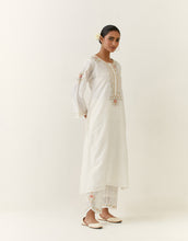 Off White hand embroidered silk chanderi kurta with placket