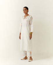 Off White hand embroidered silk chanderi kurta