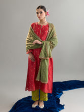 Red zari motifs yoke kurta set with dupatta