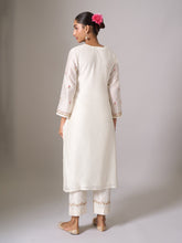 Off White floral V neck kurta set with dupatta