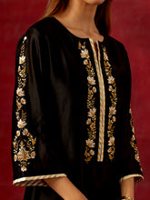 Black round hem kurta set