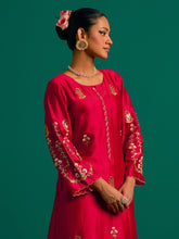 Red all over motifs kurta