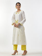 Off White hand embroidered Silk chanderi kurta with plackett