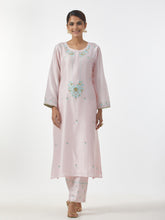 Pink hand embroidered Silk chanderi kurta with plackett