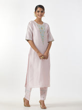 Pink hand embroidered Silk chanderi kurta