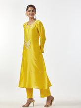 Yellow hand embroidered Silk chanderi kurta with plackett