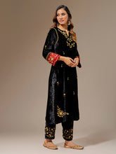 Black velvet  hand embroidered contrast sleeve kurta