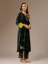 Green velvet  hand embroidered contrast sleeve kurta