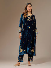 Blue  velvet palazzo with embroidery