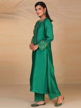 Green hand embroidered silk chanderi kurta