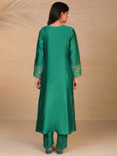 Green hand embroidered silk chanderi kurta