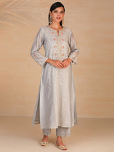 Grey chanderi embroidered panel kurta