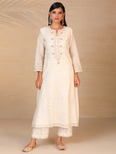 Off white  chanderi embroidered panel kurta