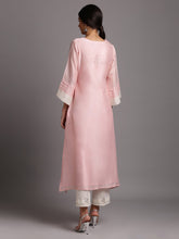Pink silk chanderi kurta with embroidery