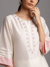 Offwhite silk chanderi kurta with embroidery