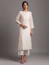 Off white silk chanderi kurta with embroidery