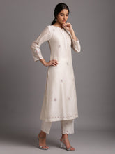 Off white silk chanderi kurta with embroidery