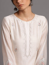 Off white silk chanderi kurta with embroidery