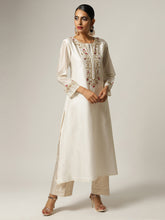 Off white Silk chanderi kurta with hand embroidery