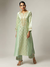 Green Silk chanderi kurta with hand embroidery