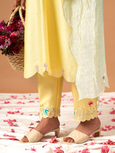 Yellow  Silk chanderi kurta with scalloped hem