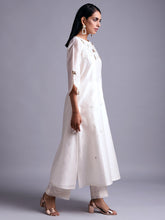 Off white silk chanderi kurta with  embroidery